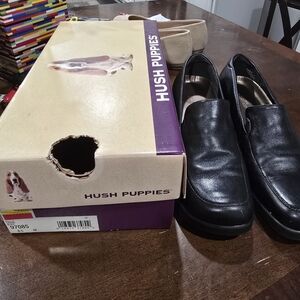 🖤 Hush Puppies Black Leather Slip-On Comfort Shoes | Women’s 8.5